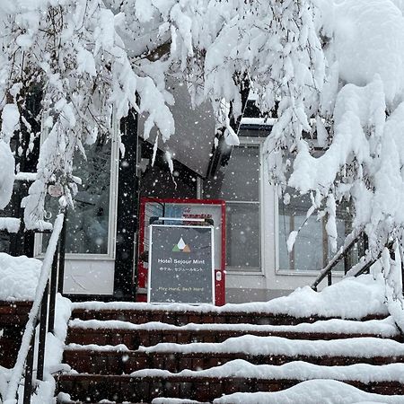 Hotel Sejour Mint In Hakuba Exterior photo
