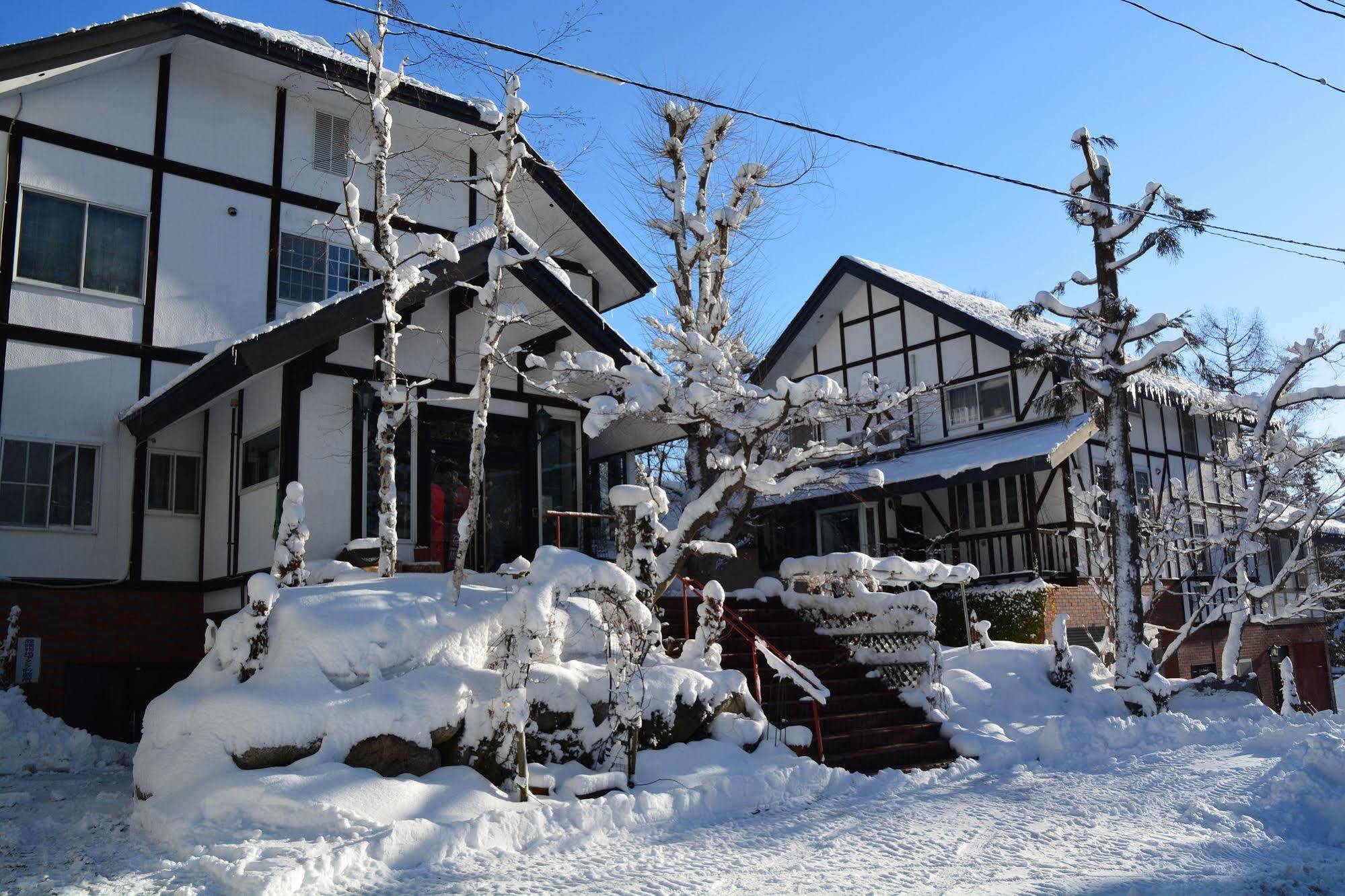 Hotel Sejour Mint In Hakuba Exterior photo